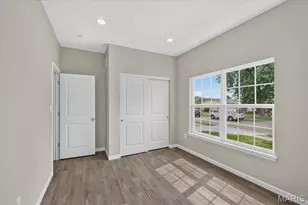 7925 Campion Ln, Hazelwood, MO 63042 - Photo 18