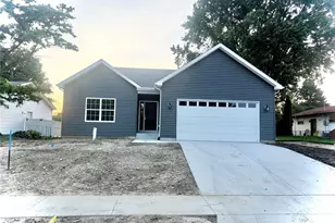 7925 Campion Ln, Hazelwood, MO 63042 - Photo 2