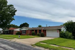 2701 Headland Dr, Saint Charles, MO 63301 - Photo 20