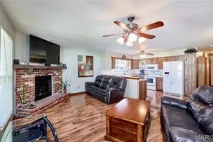 42 Heather Valley Cir, Saint Peters, MO 63376 - Photo 6