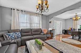 945 Regina Ave, Saint Louis, MO 63125 - Photo 10