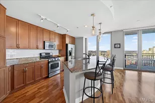 4909 Laclede Ave, Saint Louis, MO 63108 - Photo 10