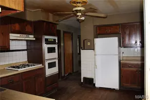 2505 Hood Ave, Saint Louis, MO 63114 - Photo 2