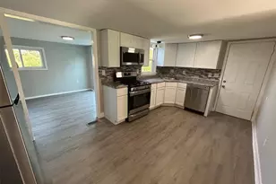 324 Ames Pl, Ferguson, MO 63135 - Photo 2
