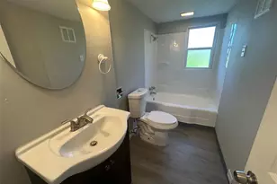 324 Ames Pl, Ferguson, MO 63135 - Photo 6