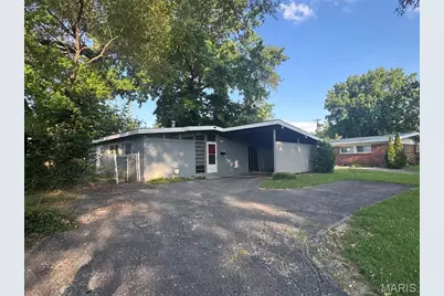 6736 Bitteroot Lane, Berkeley, MO 63134 - Photo 1