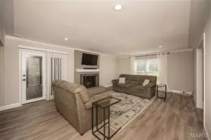 583 Princeway Ct, Manchester, MO 63011 - Photo 12