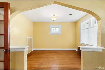 7920 Hildesheim Avenue, Saint Louis, MO 63123 - Photo 12