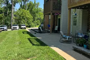 2844 Blackforest Dr, Oakville, MO 63129 - Photo 16