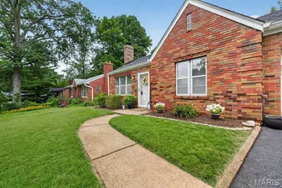 7829 Kenridge Lane, Shrewsbury, MO 63119 - Photo 2