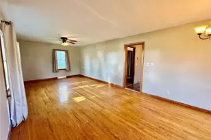834 Locust St, Montgomery City, MO 63361 - Photo 10