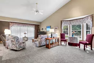 5512 Heather Bluff Ct, Saint Louis, MO 63128 - Photo 10