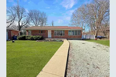 3755 Park Crest Drive, Saint Louis, MO 63125 - Photo 1