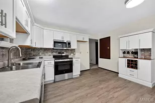 2305 Amarillo Dr, O'Fallon, MO 63368 - Photo 8