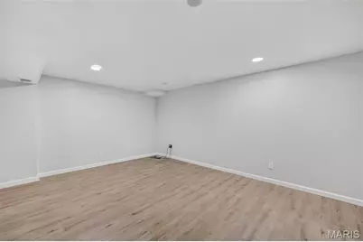 609 N Elm Avenue, Webster Groves, MO 63119 - Photo 34
