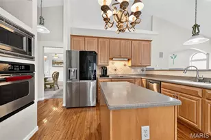 4425 Millcroft Dr, Saint Charles, MO 63304 - Photo 8