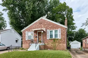 308 Bayless Ave, Saint Louis, MO 63125 - Photo 2