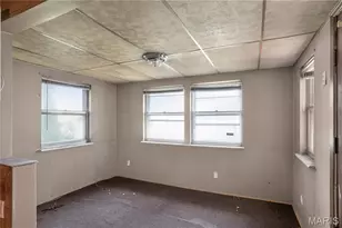1434 Comet Dr, Saint Louis, MO 63137 - Photo 8