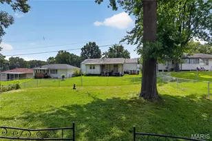 1434 Comet Dr, Saint Louis, MO 63137 - Photo 20