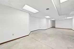 2098 7 Oaks Dr, Saint Charles, MO 63303 - Photo 20