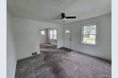10220 Niblic Drive, Overland, MO 63114 - Photo 8