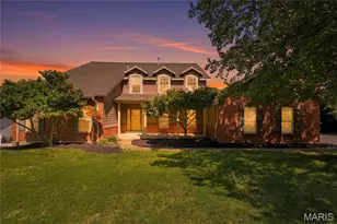 542 Eagles Nest Ct, Wildwood, MO 63011 - Photo 2