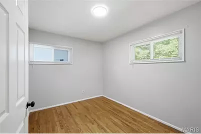 10537 Earl Drive, Saint Louis, MO 63136 - Photo 14