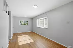 10537 Earl Dr, Saint Louis, MO 63136 - Photo 6