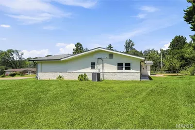 107 Little Hill Court, Ballwin, MO 63011 - Photo 28