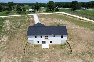19661 Longspur Trail, Bowling Green, MO 63334 - Photo 14