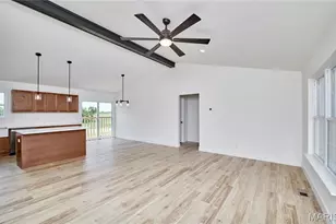 19661 Longspur Trail, Bowling Green, MO 63334 - Photo 4