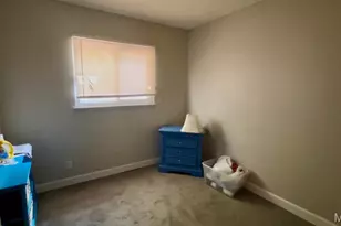 10246 Count Dr, Saint Louis, MO 63136 - Photo 6