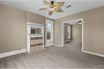 5866 Etzel Avenue, Saint Louis, MO 63112 - Photo 22