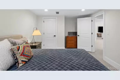 321 N Forsyth Boulevard, Clayton, MO 63105 - Photo 60