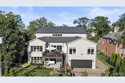 321 N Forsyth Boulevard, Clayton, MO 63105 - Photo 68