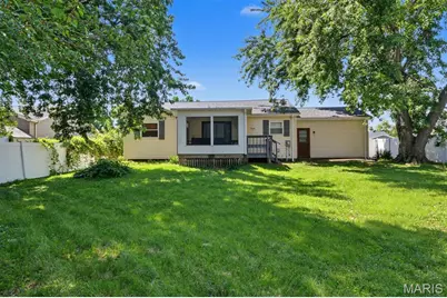 719 Waterfall Drive, Florissant, MO 63034 - Photo 8
