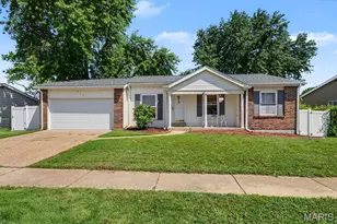 719 Waterfall Dr, Florissant, MO 63034 - Photo 1