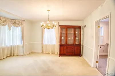 9402 Pine Avenue, Brentwood, MO 63144 - Photo 8