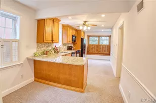 9402 Pine Ave, Brentwood, MO 63144 - Photo 16