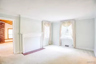 9402 Pine Ave, Brentwood, MO 63144 - Photo 28