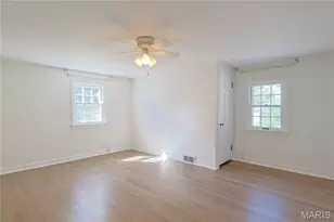 9402 Pine Ave, Brentwood, MO 63144 - Photo 30