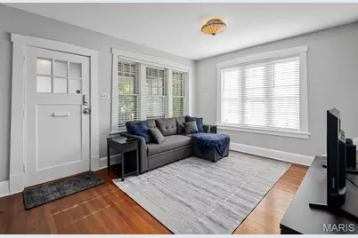 7370 Carleton Avenue, University City, MO 63130 - Photo 14