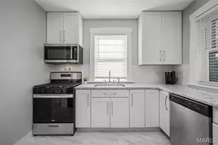 7370 Carleton Ave, University City, MO 63130 - Photo 22
