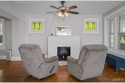 7370 Carleton Avenue, University City, MO 63130 - Photo 16