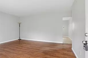 4514 Niagara Dr, Saint Louis, MO 63129 - Photo 6