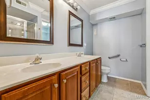 1125 Arbor Creek Dr, Kirkwood, MO 63122 - Photo 20