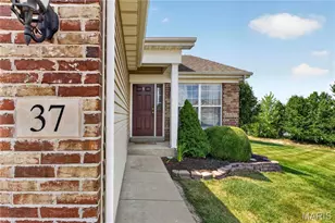 37 Sommer Cir Dr, O'Fallon, MO 63368 - Photo 2