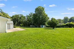 2970 Walton Rd, Saint John, MO 63114 - Photo 22