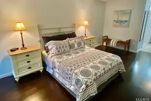 572 Coeur de Royale Dr, Creve Coeur, MO 63141 - Photo 28