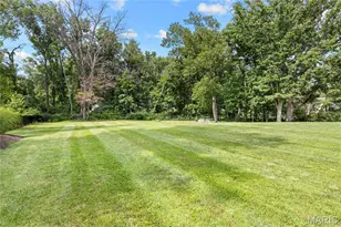 12319 Harflo Ln, Town and Country, MO 63131 - Photo 16